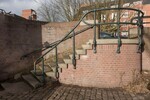Trap naar de kade (en vroeger naar het urinoir).
              <br/>
              Marcel Westhoff, januari 2016
